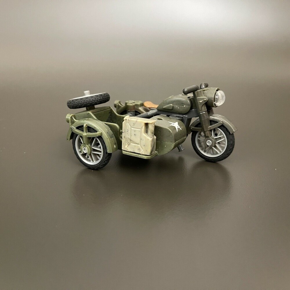Mega Bloks AM76585 Two Seater Motorcycle Replacement Add-on Piece Part Green